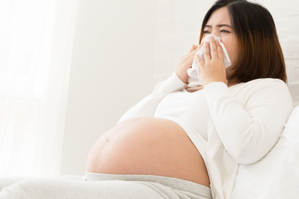 Mẹ bầu bị nghẹt mũi
