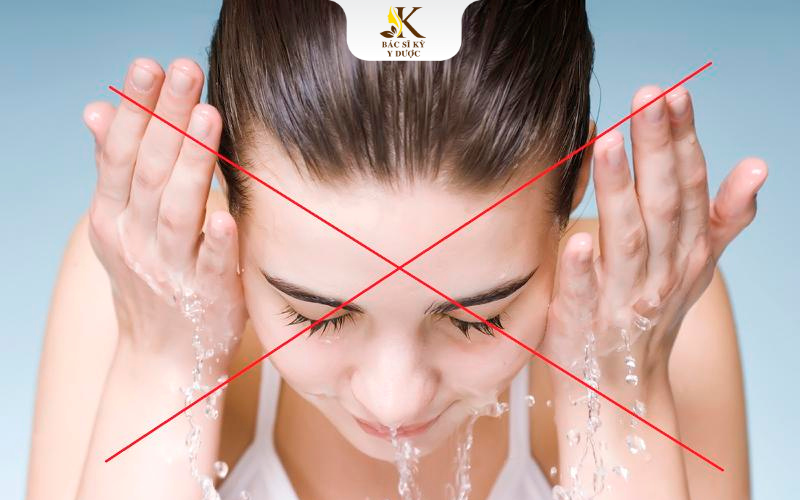 Kiêng nước sau cắt mí