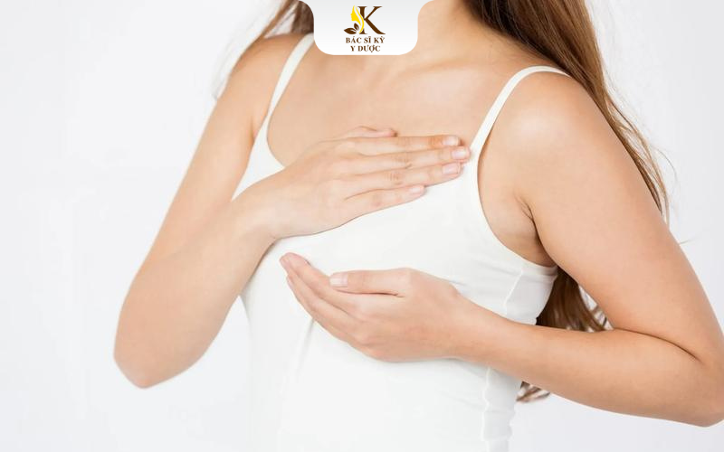 Nâng ngực bao lâu thì massage được?